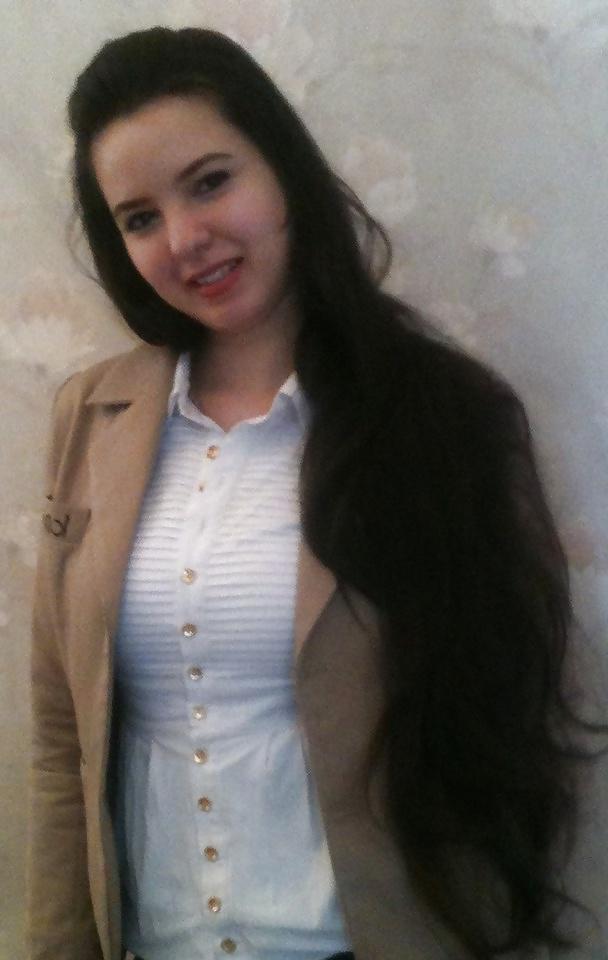 25P Arab Girls of Alexandria 