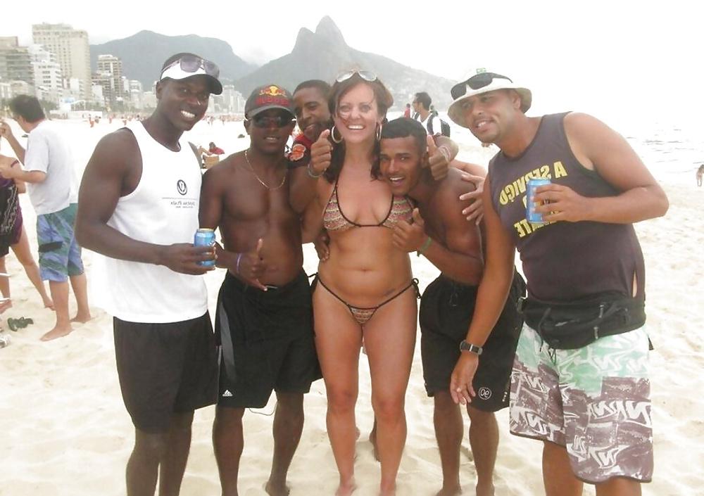 9P Cuckold sluts