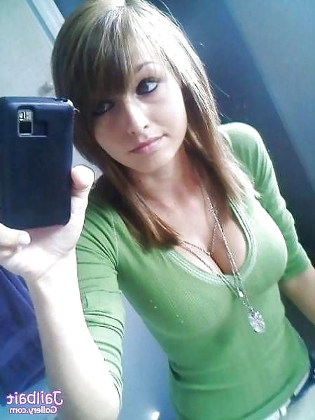 22P Various babes with big tits