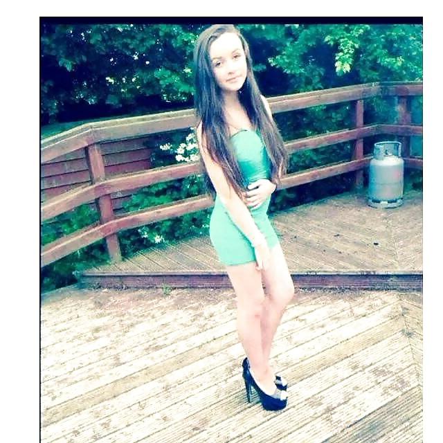 25P Irish girls Facebook gallery