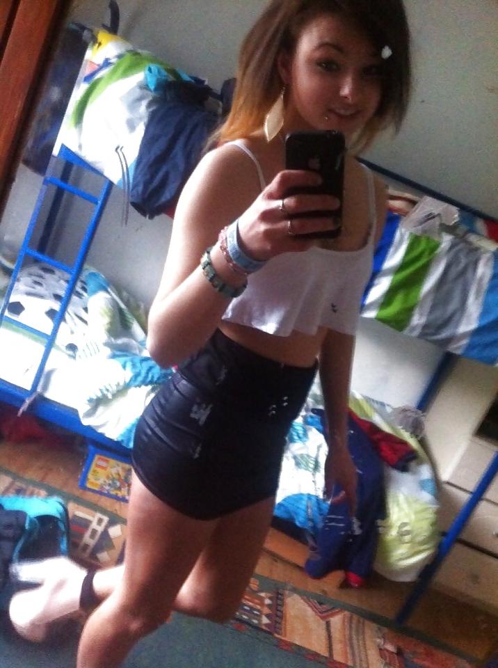 25P Irish girls Facebook gallery