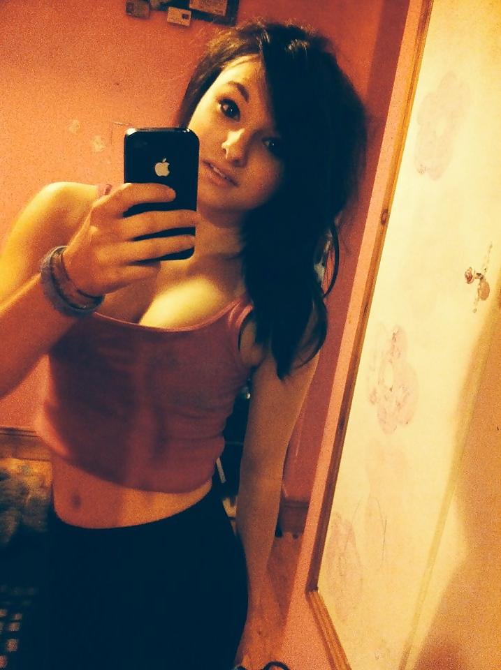 25P Irish girls Facebook gallery