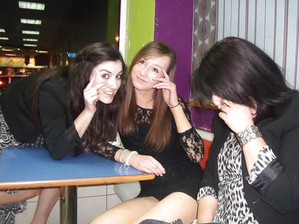 25P Irish girls Facebook gallery