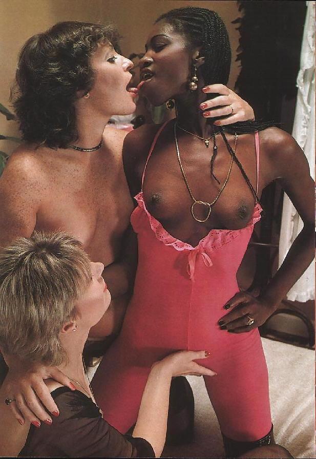 25P Vintage Magazines Lesbian Love 14 - 1983