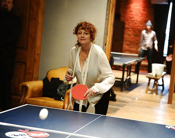 9P Mature celebrity Susan Sarandon  (67)