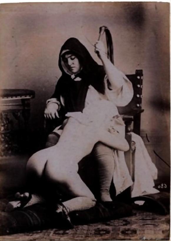 16P Vintage lady's & Religion-num-001