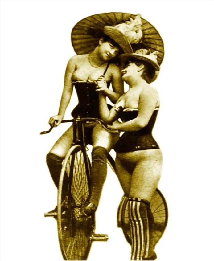 16P Vintage lady's & Bicycles-num-001