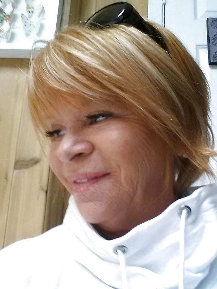 19P LISA...a mature lesbian BUTCH