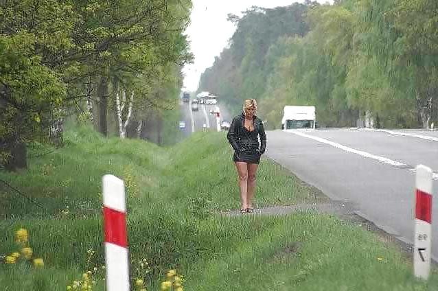 25P European street hookers. Want more?
