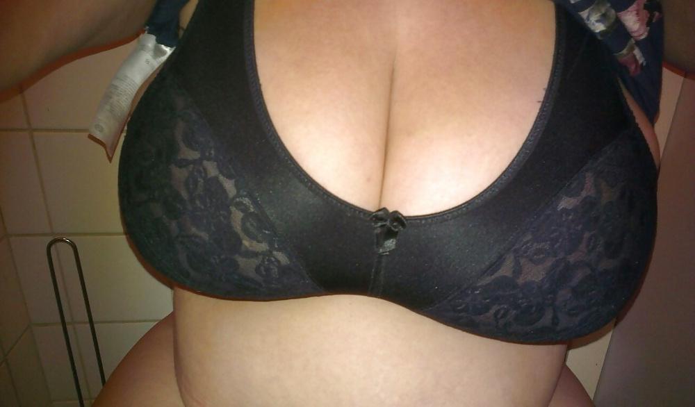 25P Big tits