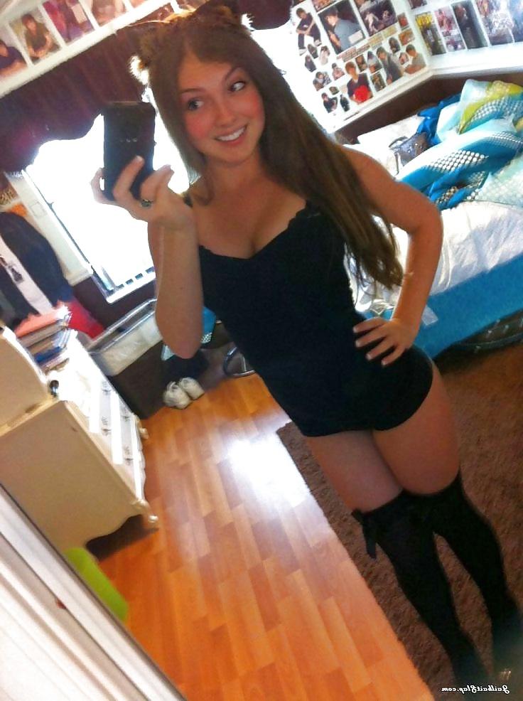 8P Teens That Woould Kick & Knee Your Balls HARD