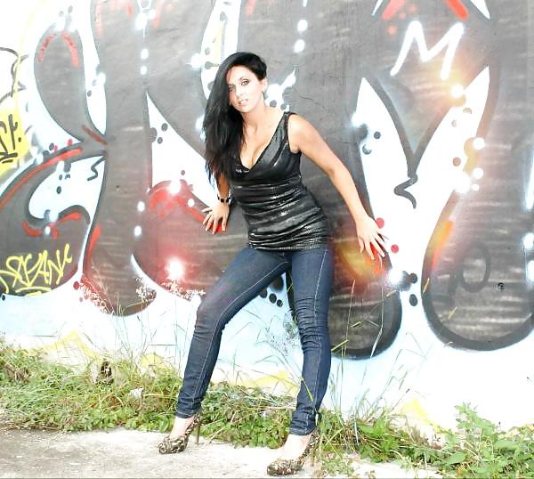 17P Stephanie Hayden - Sons Of Guns