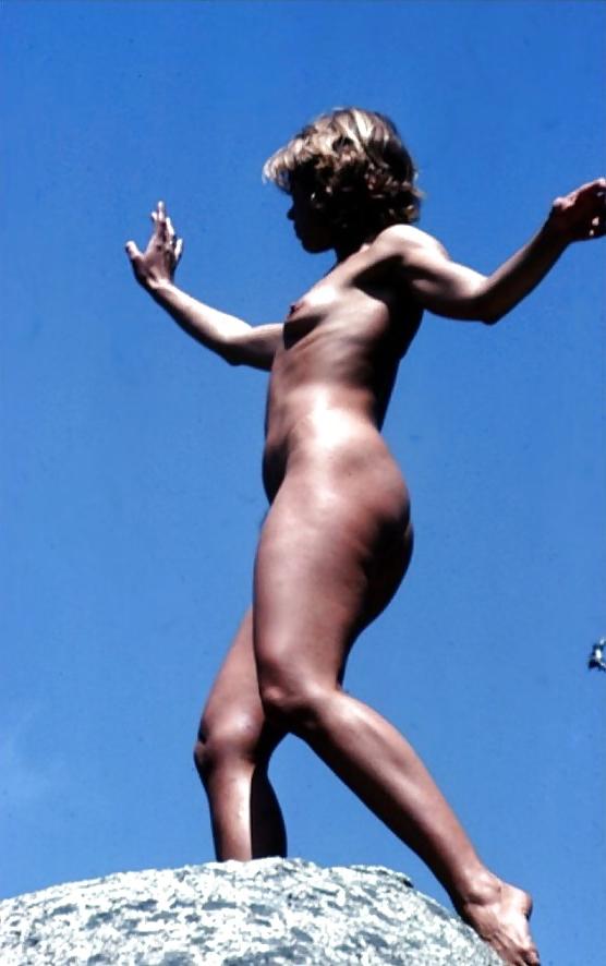 16P Vintage lady's &  The Sky-num-001