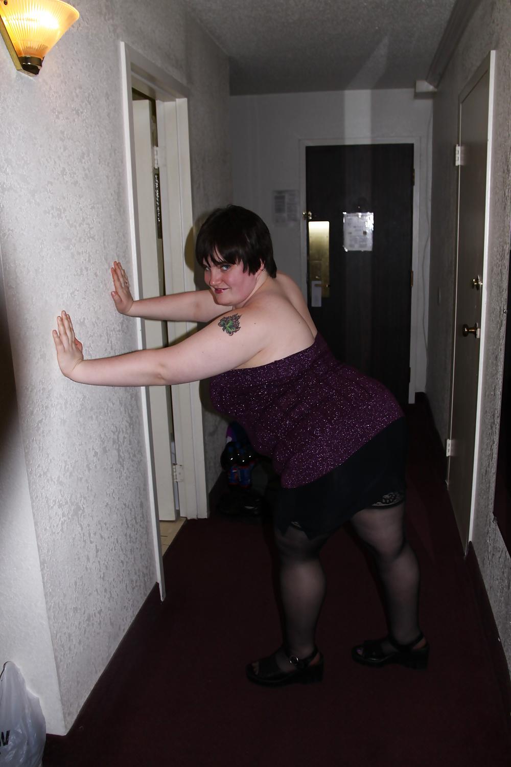 9P Kaylee ready for Swing Party