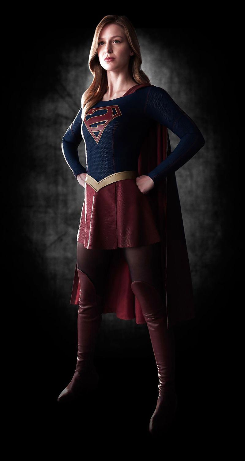 25P Superheroines and villain