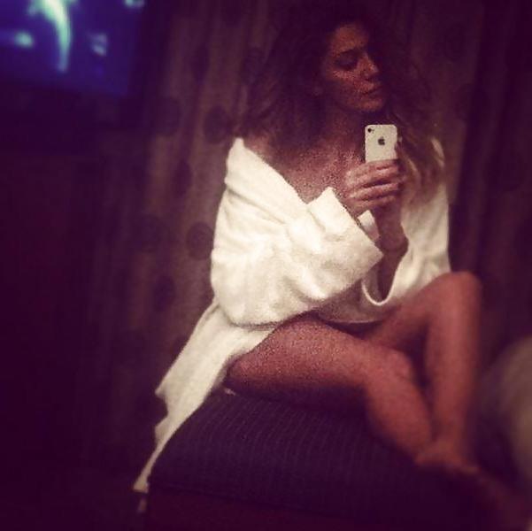25P GREEK CELEBRITY WOMEN