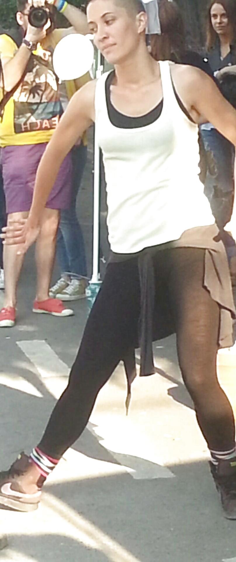 17P Spy france ballerina in romanian