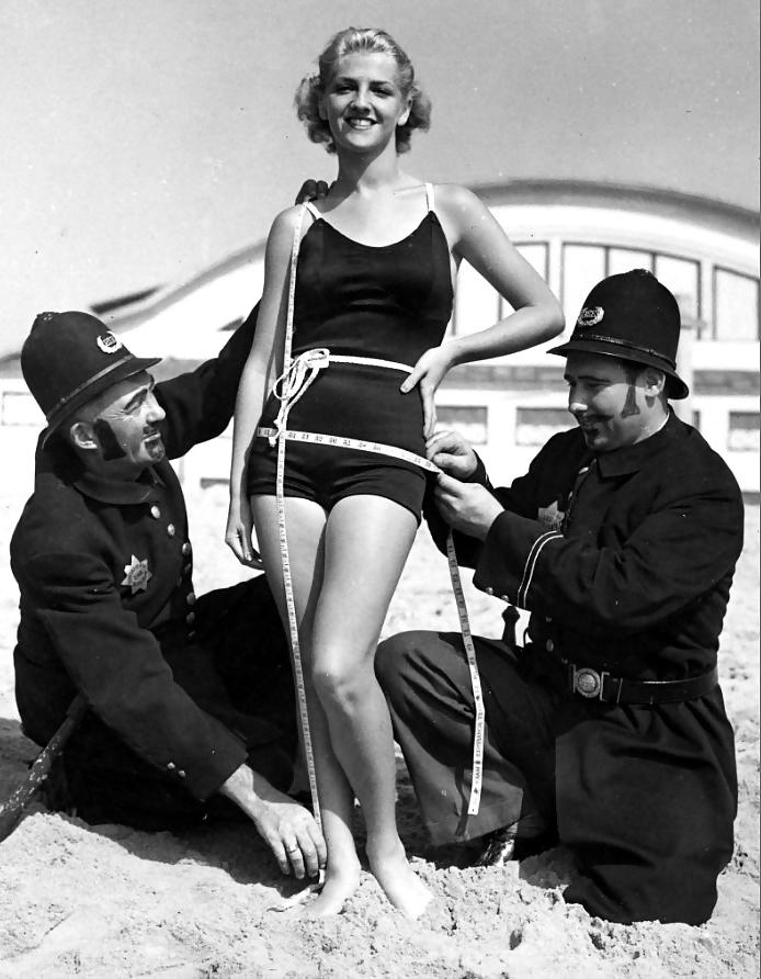 16P Vintage lady's &  Swimware-num-001