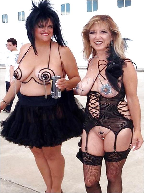 25P GILF's & MILF's 2