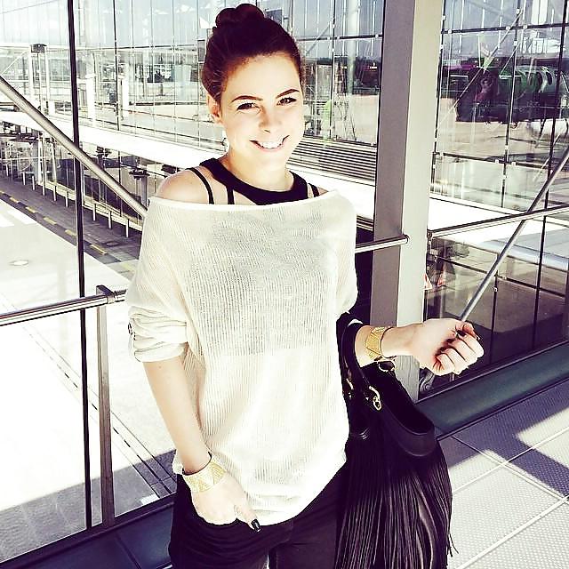 25P Lena Meyer Landrut - New Pics for your cum 