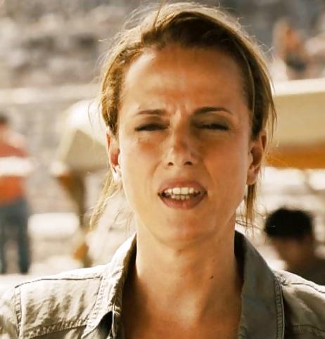 14P German actress Claudia Michelsen