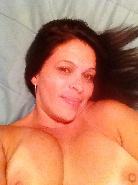 19P Milf tan lines 
