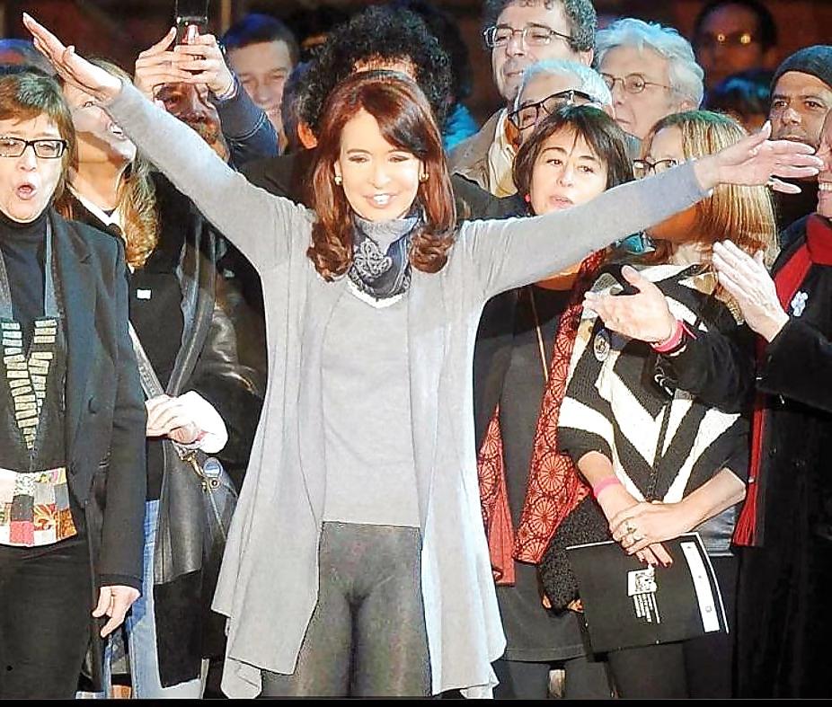 25P Cristina Fernandez de Kirchner sexy political