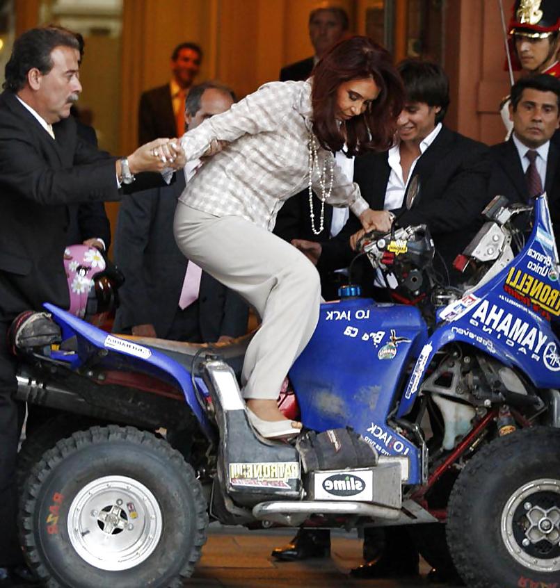 25P Cristina Fernandez de Kirchner sexy political