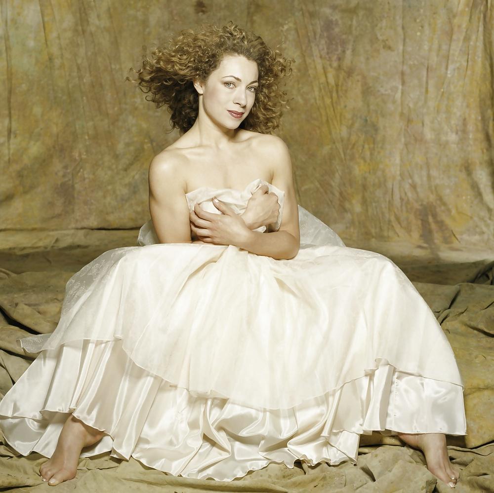 25P Alex Kingston