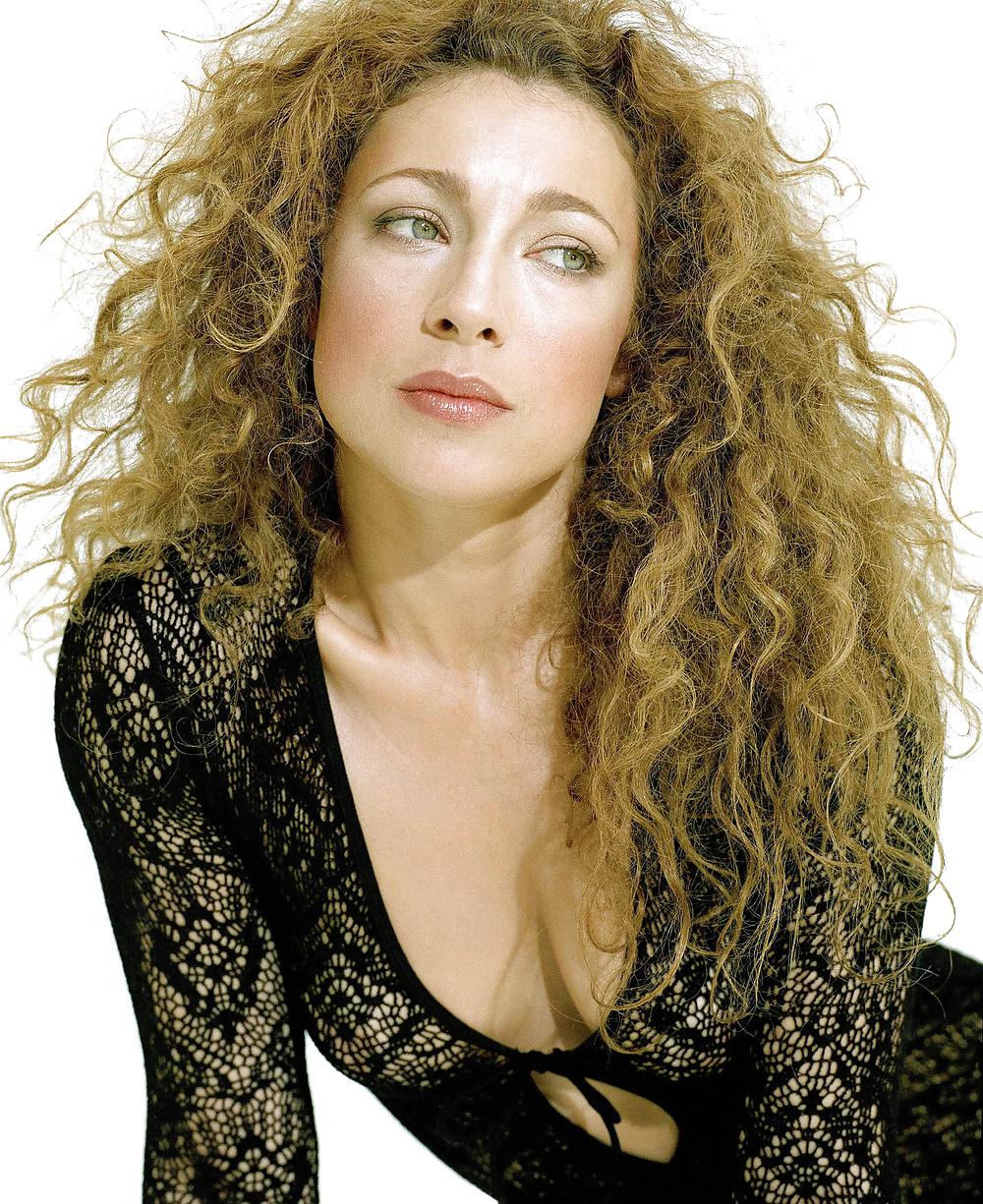 25P Alex Kingston