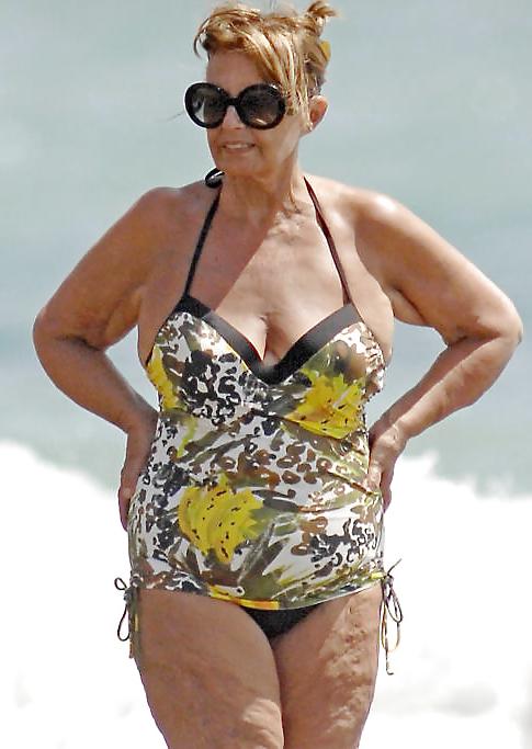 25P BBW GRANNY OLD WHORE MASSIVE HEAVY BREASTS AND THICK THIGHS