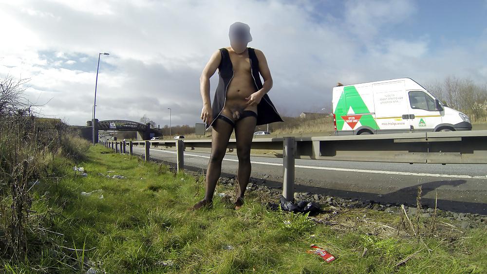 10P Tranny Slut Exhibitionist Flashes Motorway