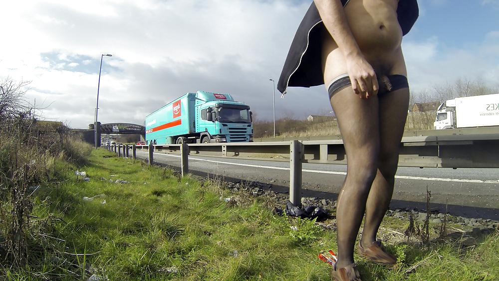10P Tranny Slut Exhibitionist Flashes Motorway