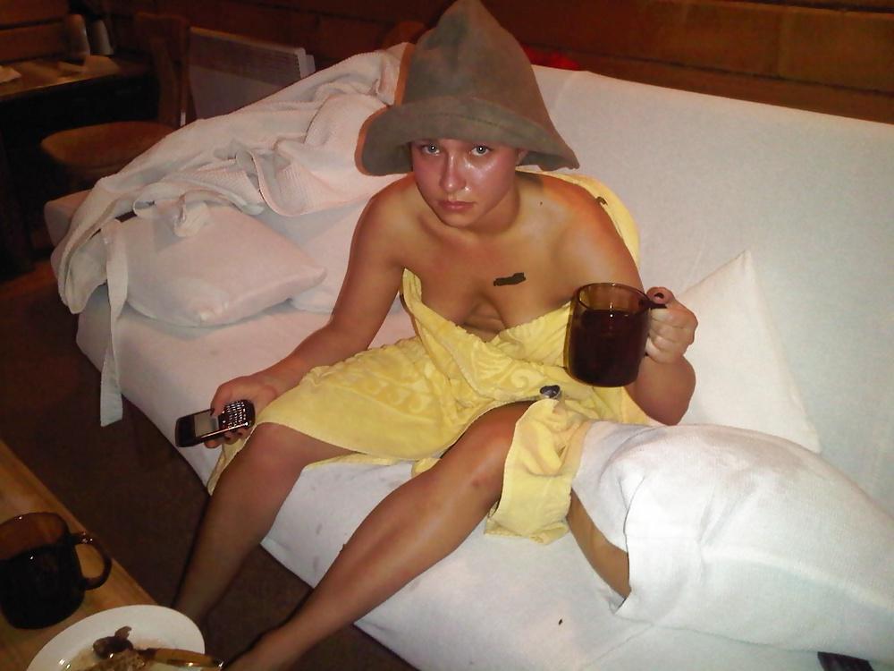 8P Hayden Panettiere Leaked Nude Pictures 