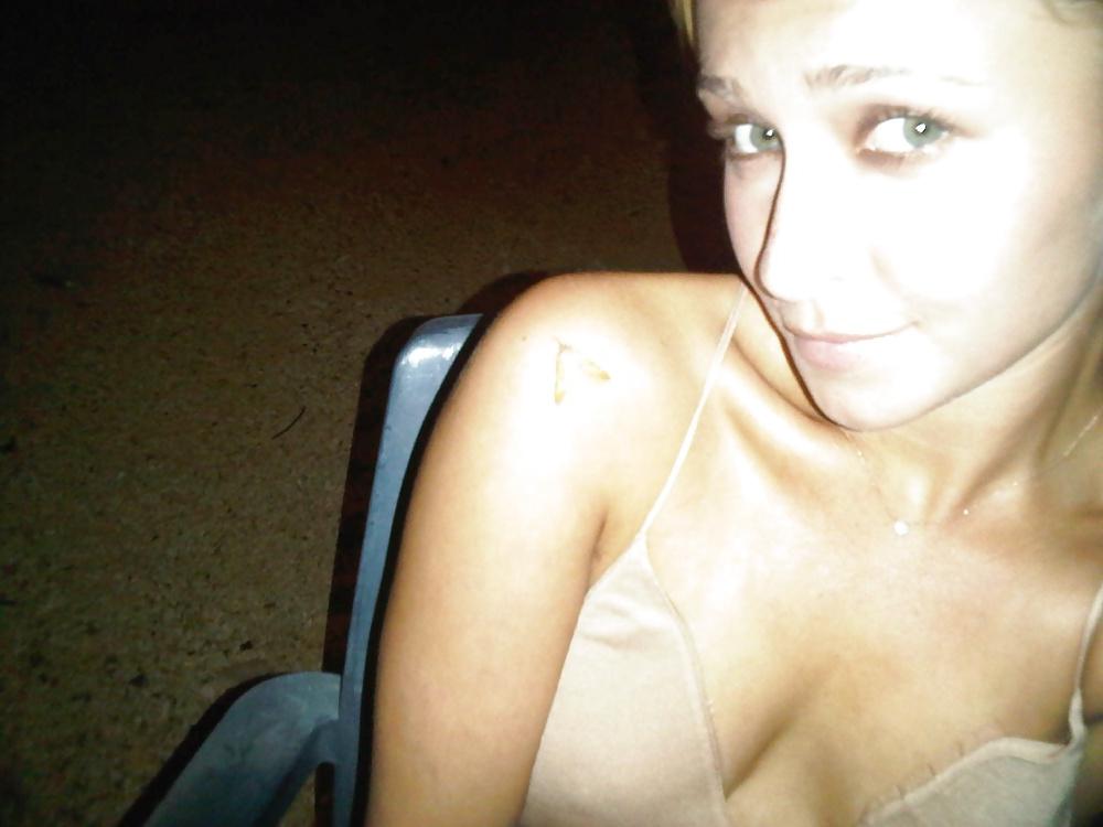 8P Hayden Panettiere Leaked Nude Pictures 