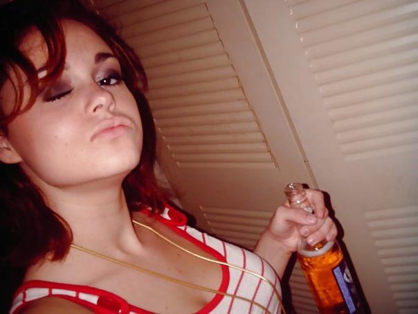 6P Party slut Mary and her big tits