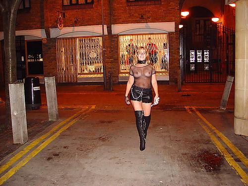 25P European street walkers