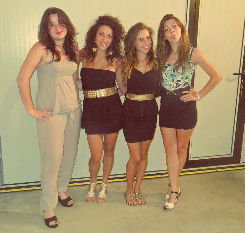 25P Italian mix girls