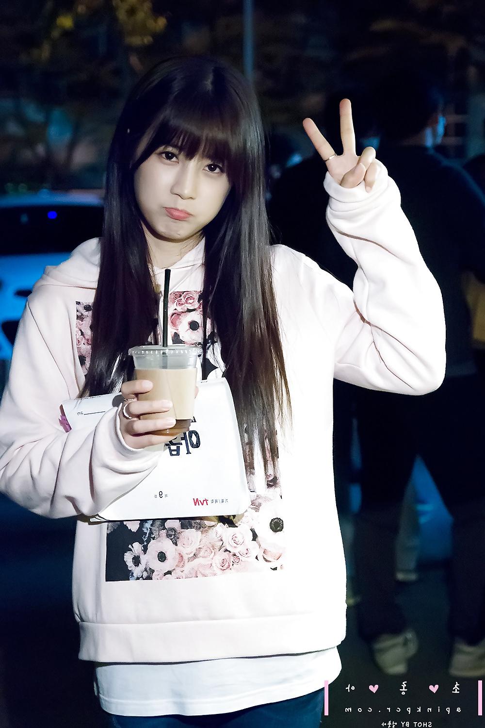 25P Chorong (A-pink)