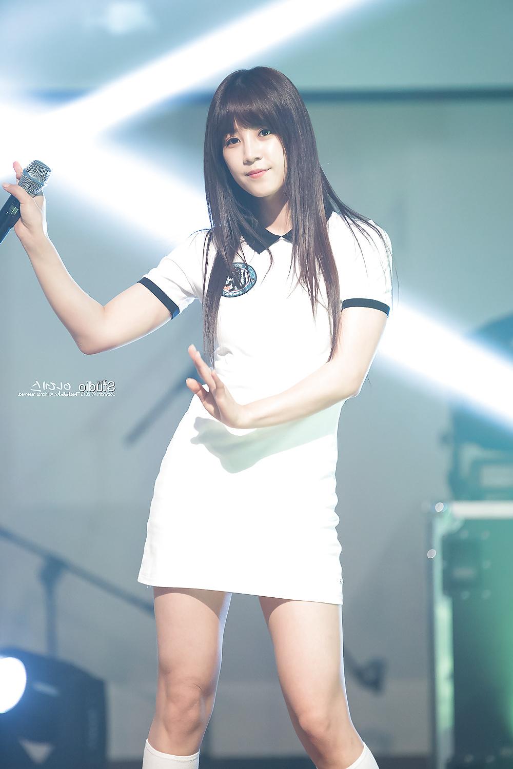 25P Chorong (A-pink)