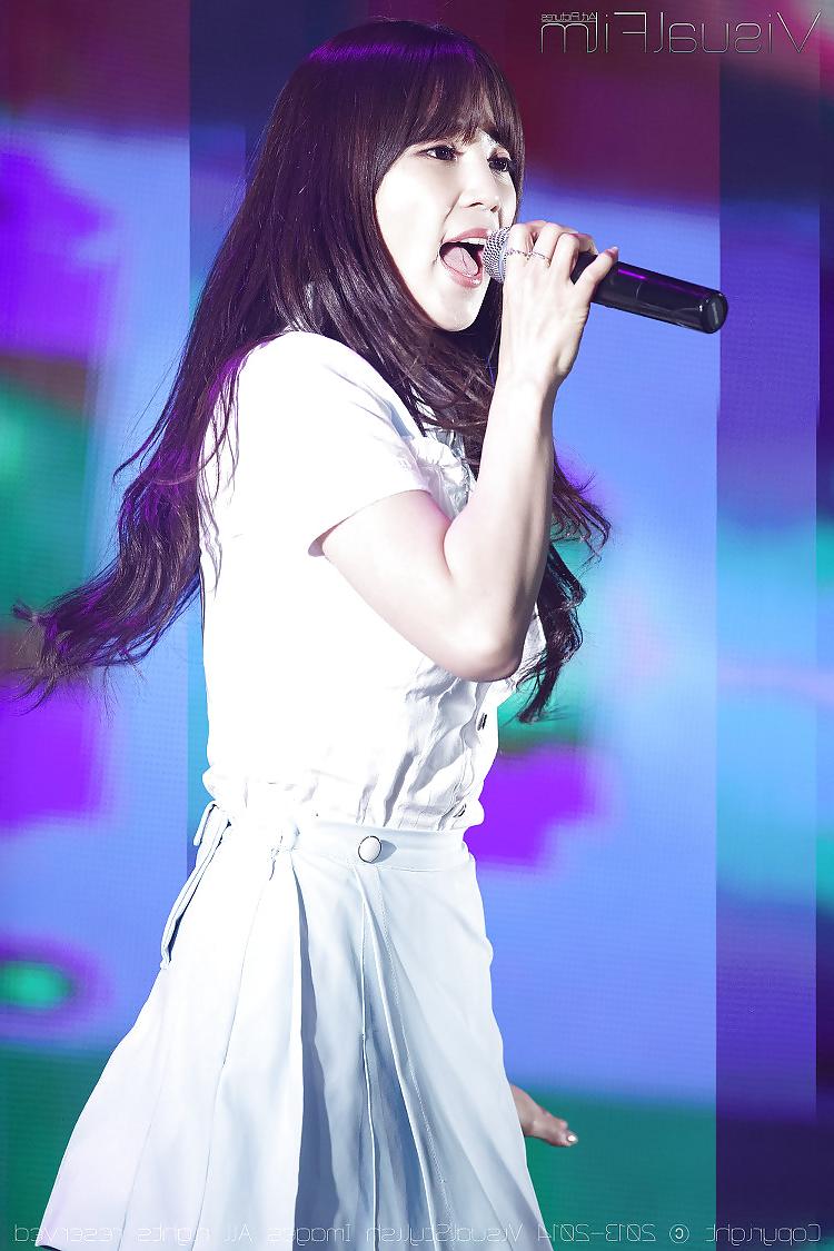 25P Chorong (A-pink)