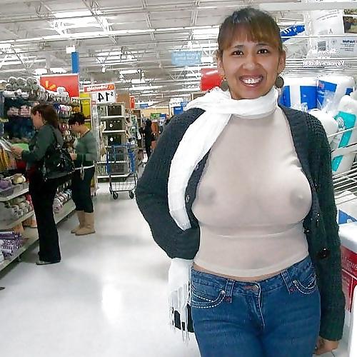 25P Exhibitionist MILF's