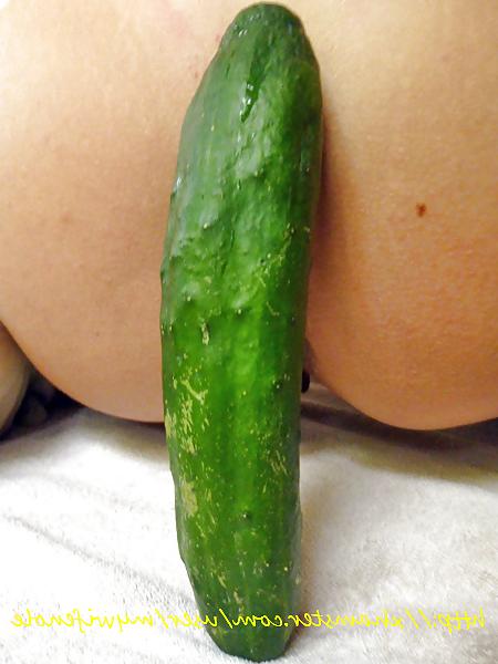 8P My wife Nole loves to eat a lot of big cucumber