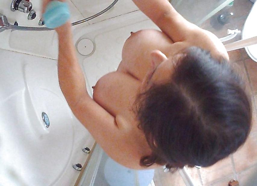 8P My wife big tits 1