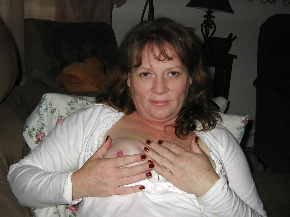 24P Wild Mom Loves it all