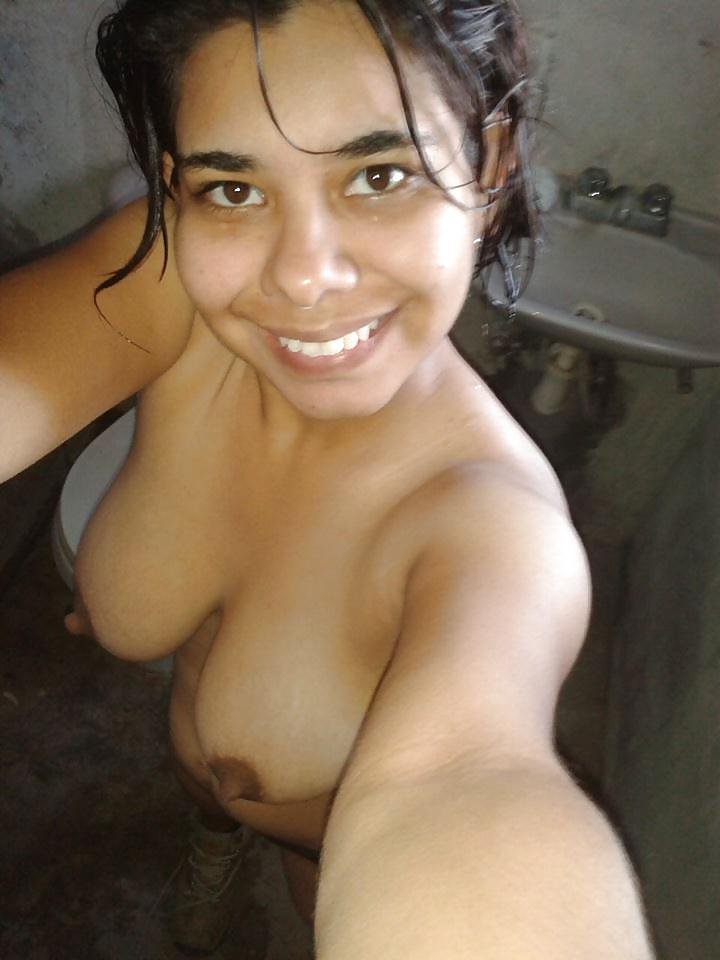 25P Madre mexicana (Mexican MILF)
