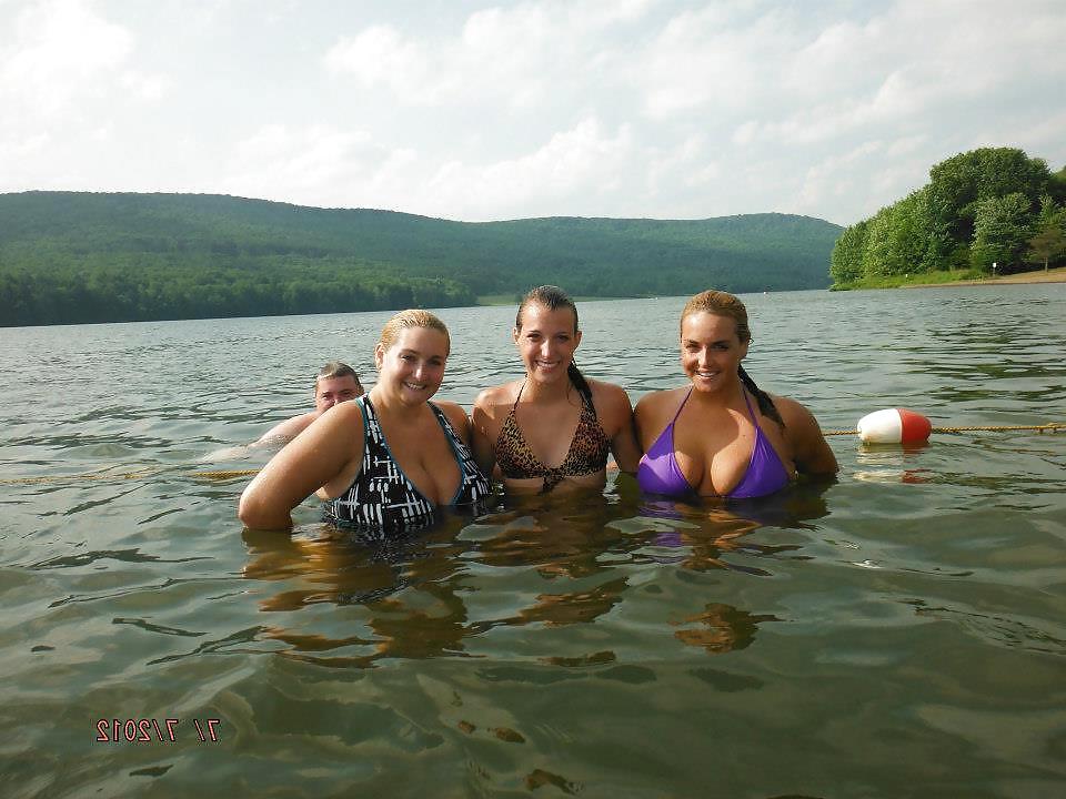 13P The Bandelow stepsisters and their big tits