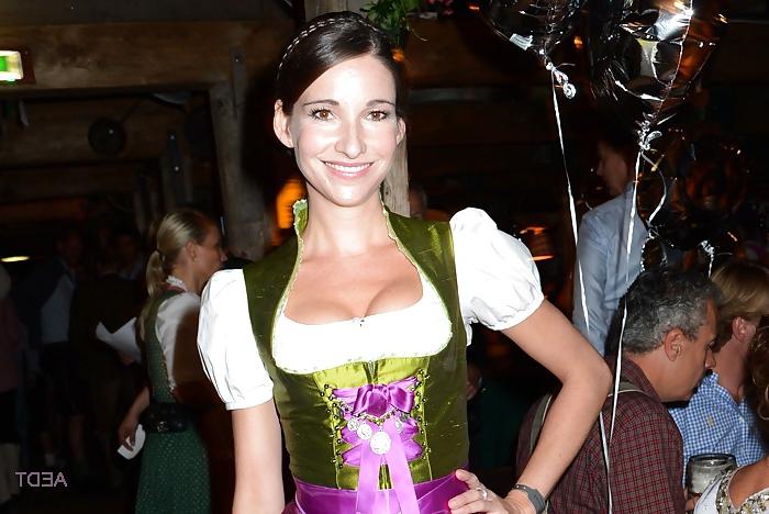 19P Sexy german actress Sophie Wepper - lehs heels hot