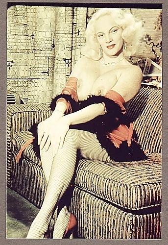 11P Vintage busty blonde delores devaughn