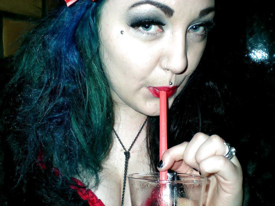 15P Irish goth pin up girl from Galway